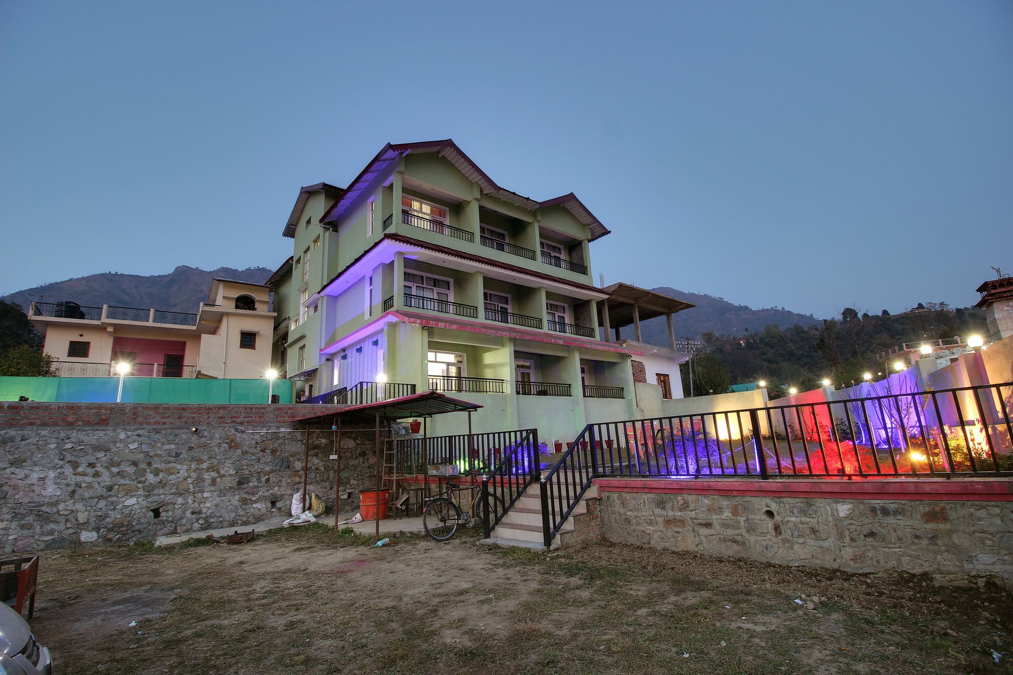 Hotel Treebo Spring Birds Bhīm Tāl Exterior foto